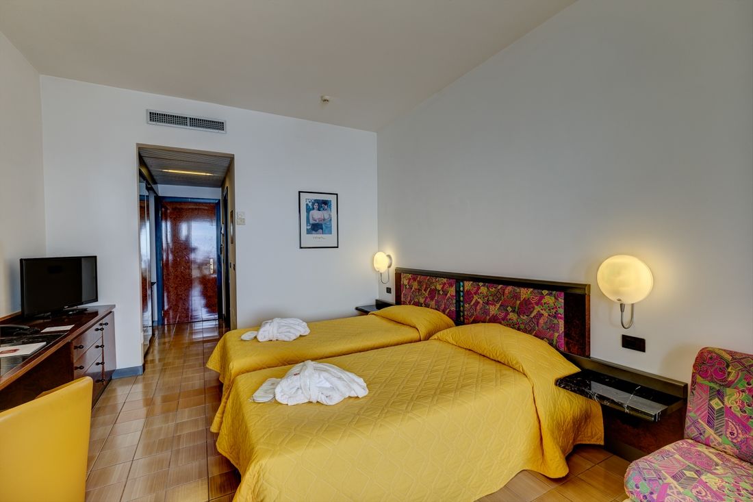 Hotel Le Terrazze Letojanni Exteriör bild
