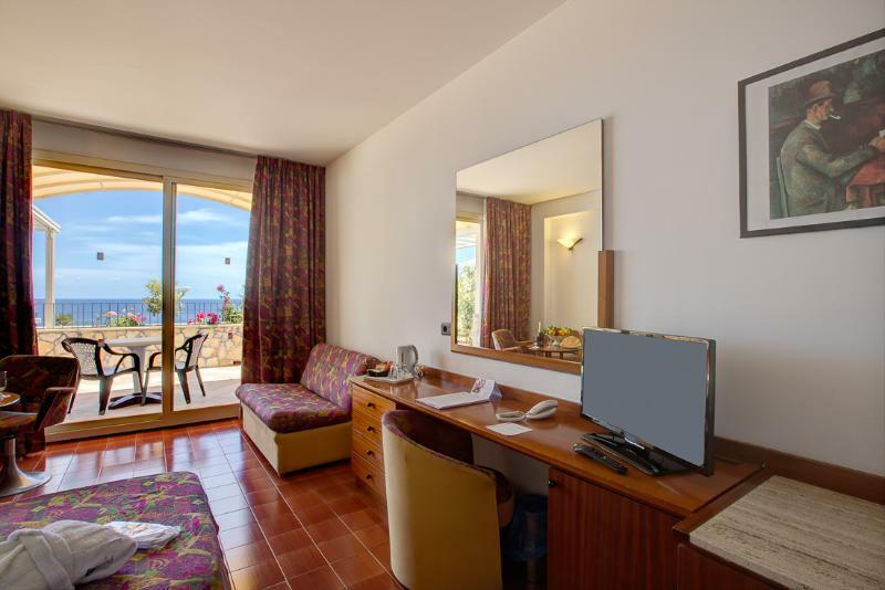Hotel Le Terrazze Letojanni Exteriör bild