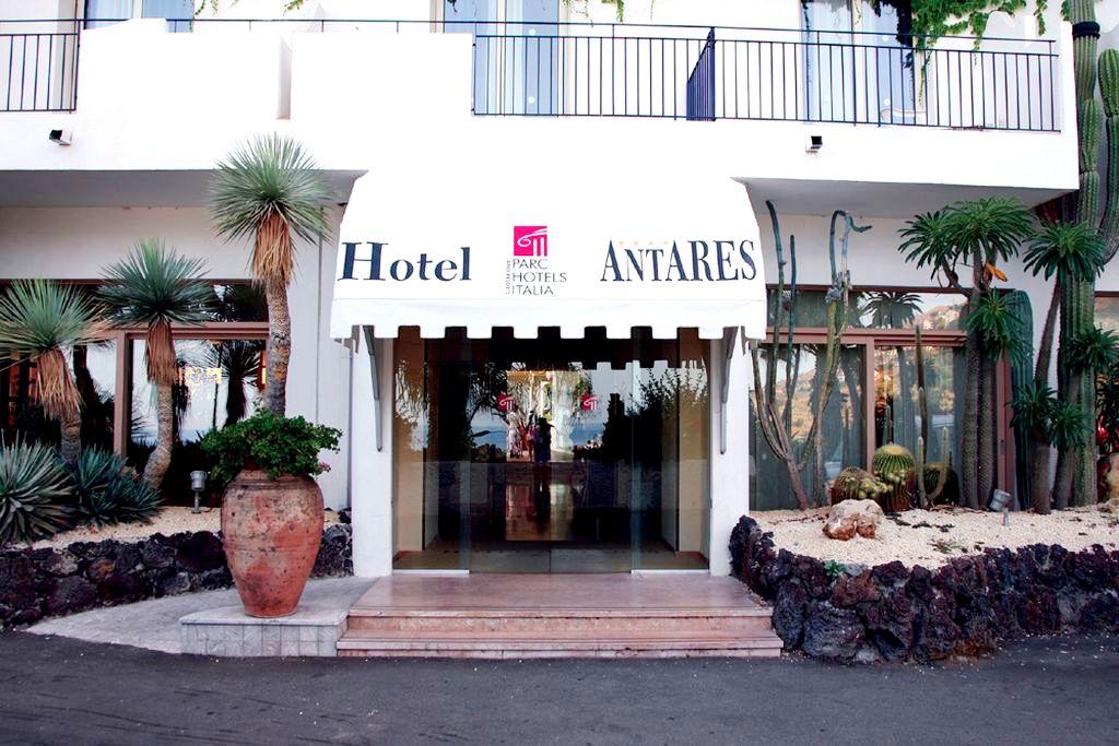 Hotel Le Terrazze Letojanni Exteriör bild